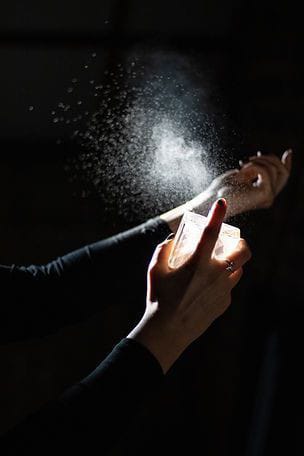 The Scent of 2025 – What’s Hot in the Perfume Industry Right Now